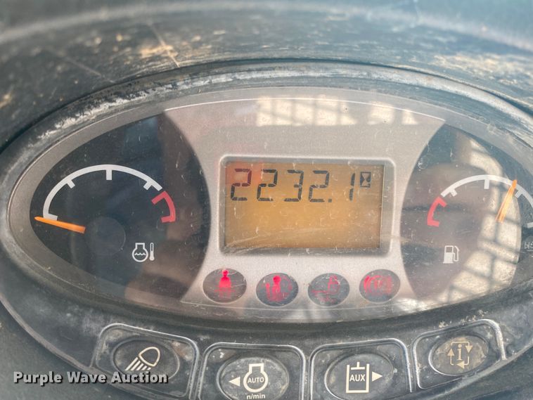 image for item DL6984 2016 Bobcat T450  tracked skid steer loader