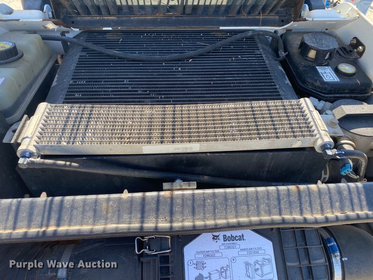 image for item DL6984 2016 Bobcat T450  tracked skid steer loader