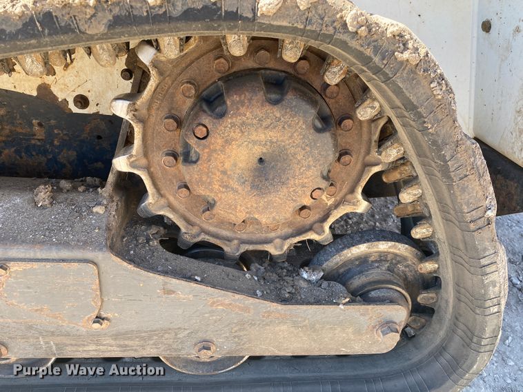 image for item DL6984 2016 Bobcat T450  tracked skid steer loader