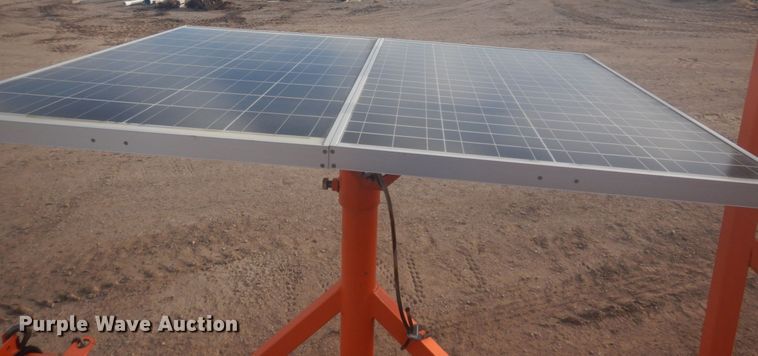 image for item DM5382 (2) 2006 R.C. Flagman PTL 2.4 traffic lights