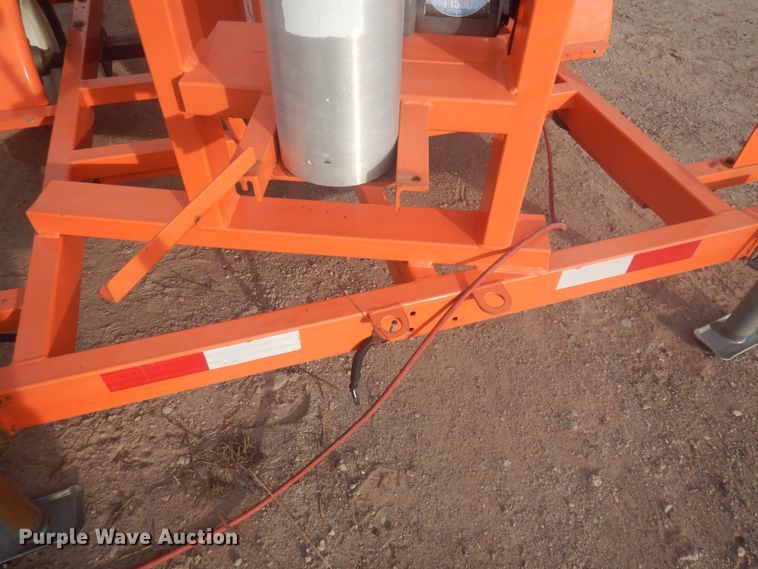 image for item DM5382 (2) 2006 R.C. Flagman PTL 2.4 traffic lights