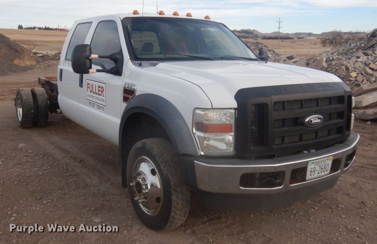 image for item DM5385 2008 Ford F550 Super Duty XL  Crew Cab truck cab and chassis