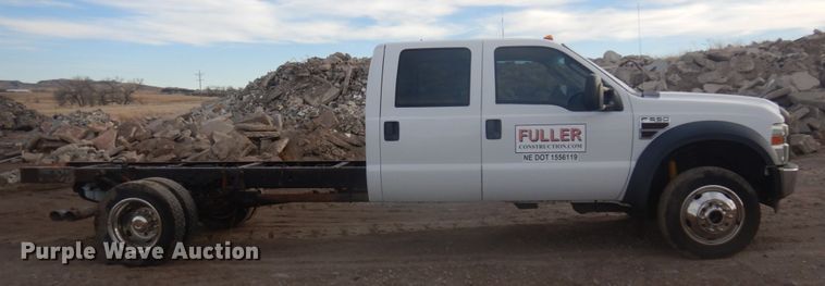 image for item DM5385 2008 Ford F550 Super Duty XL  Crew Cab truck cab and chassis