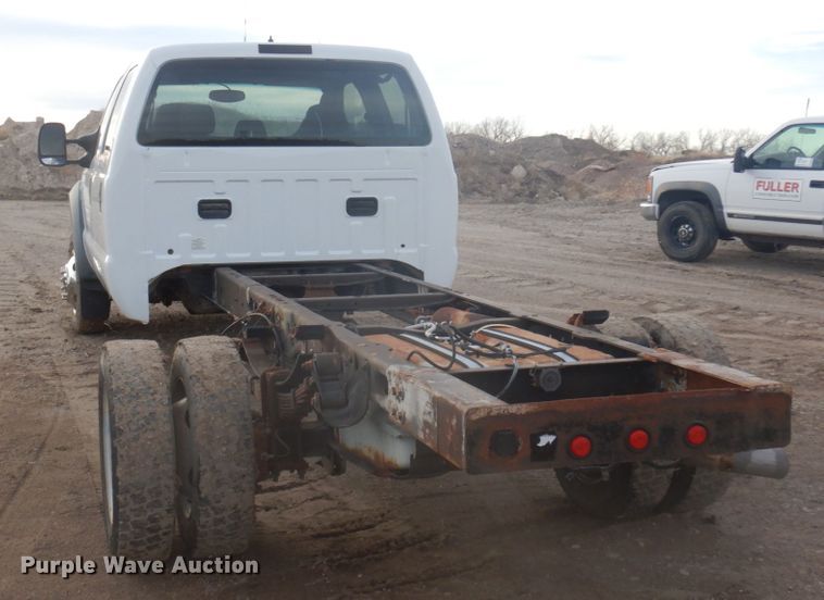 image for item DM5385 2008 Ford F550 Super Duty XL  Crew Cab truck cab and chassis
