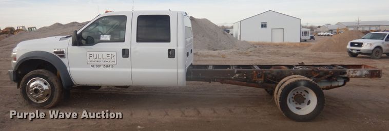 image for item DM5385 2008 Ford F550 Super Duty XL  Crew Cab truck cab and chassis