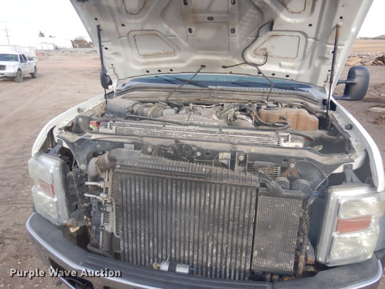 image for item DM5385 2008 Ford F550 Super Duty XL  Crew Cab truck cab and chassis