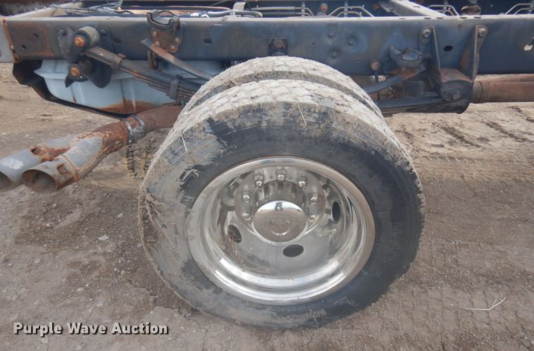 image for item DM5385 2008 Ford F550 Super Duty XL  Crew Cab truck cab and chassis