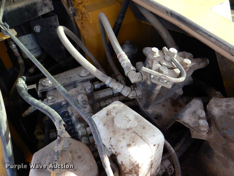 image for item DN1264 2013 Komatsu PC88MR-8  excavator