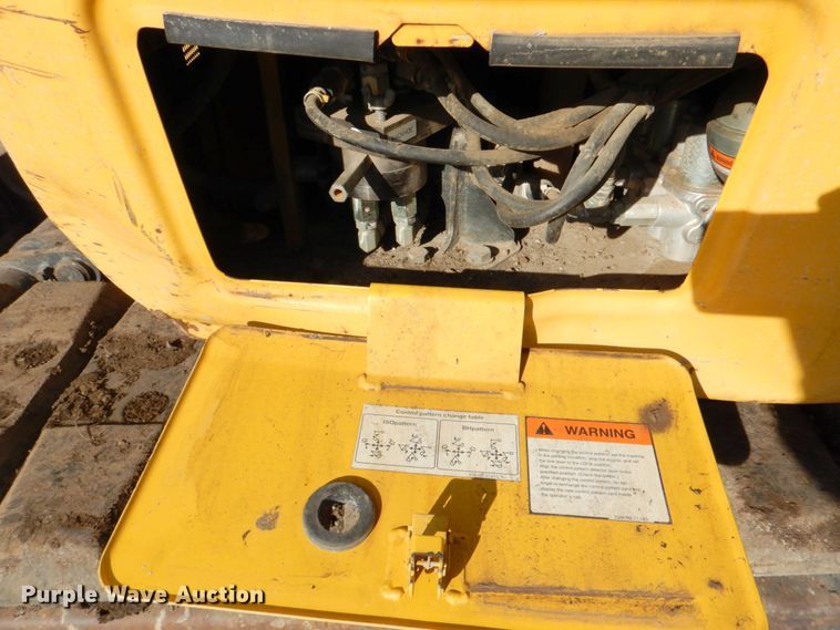 image for item DN1264 2013 Komatsu PC88MR-8  excavator