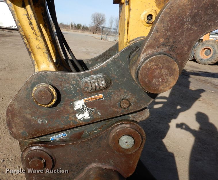 image for item DN1264 2013 Komatsu PC88MR-8  excavator
