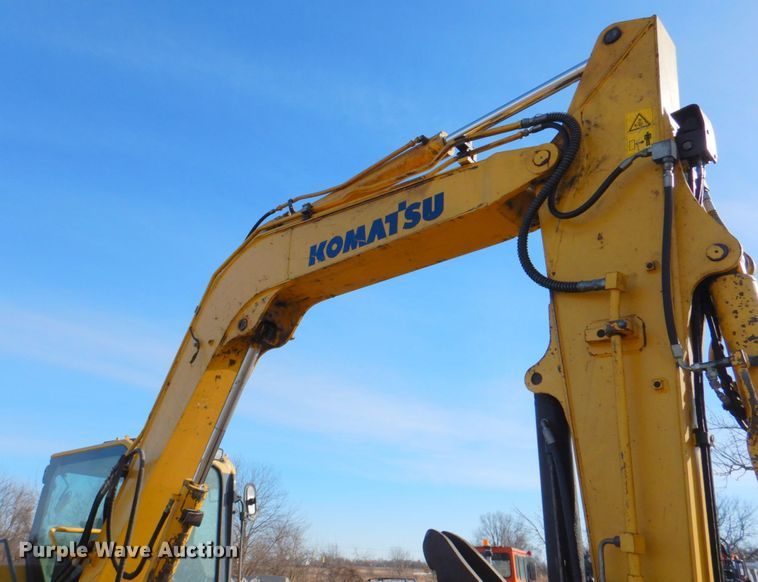 image for item DN1264 2013 Komatsu PC88MR-8  excavator