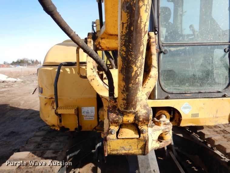 image for item DN1264 2013 Komatsu PC88MR-8  excavator