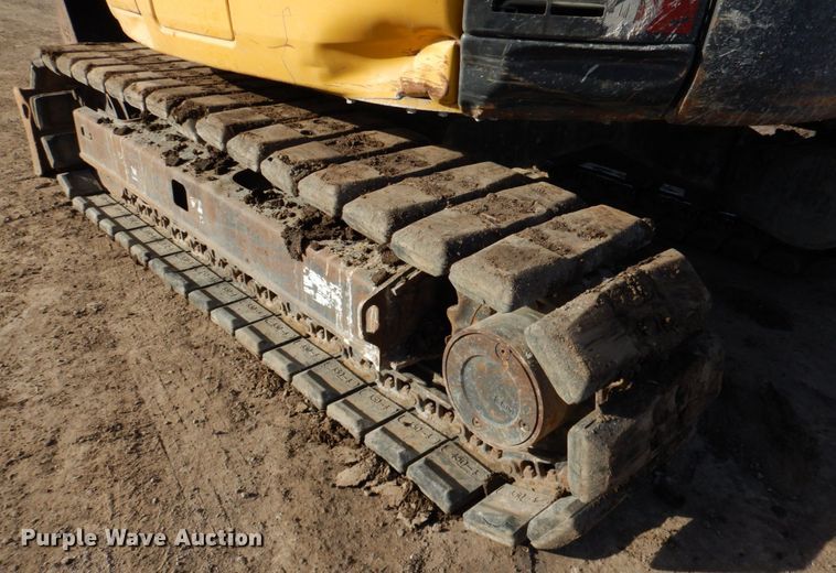 image for item DN1264 2013 Komatsu PC88MR-8  excavator