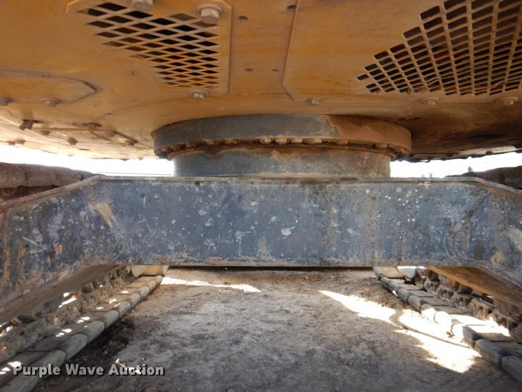 image for item DN1264 2013 Komatsu PC88MR-8  excavator