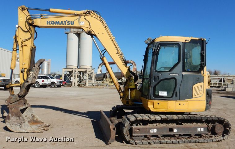 image for item DN1334 2009 Komatsu PC88MR-8  mini excavator