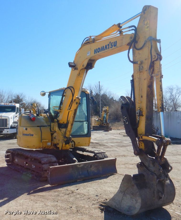 image for item DN1334 2009 Komatsu PC88MR-8  mini excavator