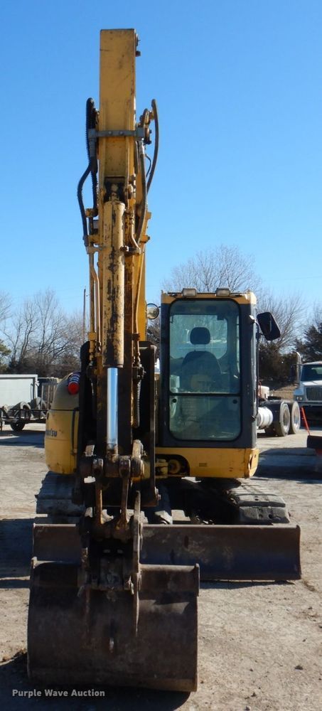image for item DN1334 2009 Komatsu PC88MR-8  mini excavator