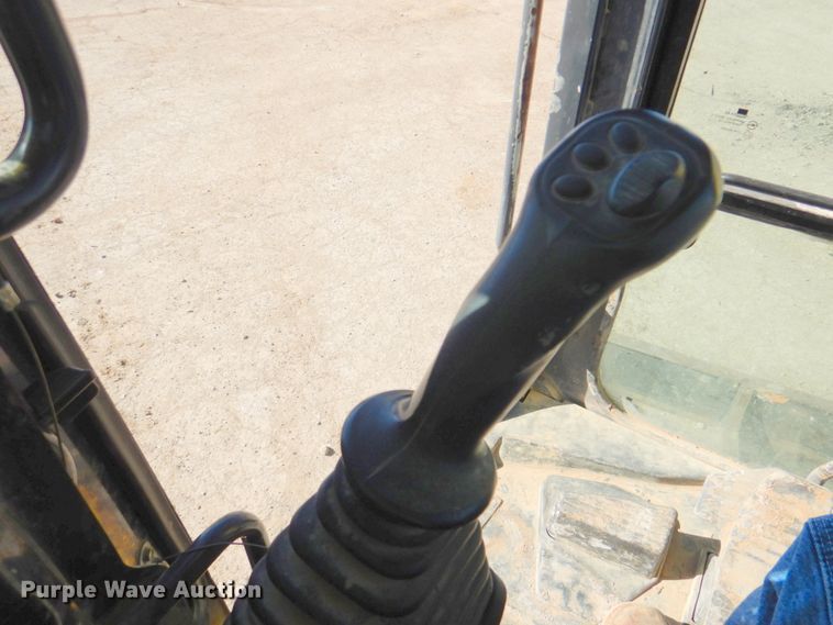 image for item DN1334 2009 Komatsu PC88MR-8  mini excavator