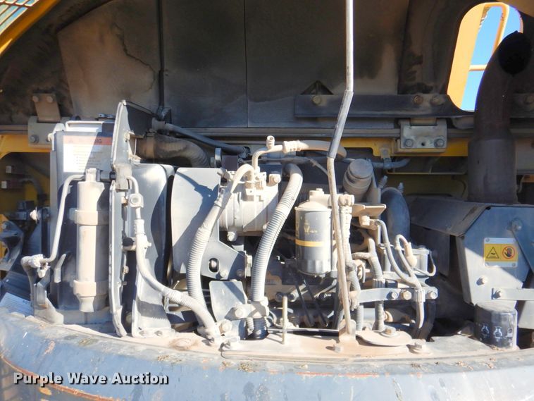 image for item DN1334 2009 Komatsu PC88MR-8  mini excavator