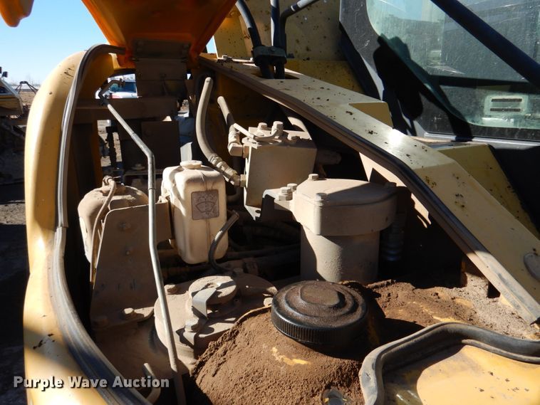 image for item DN1334 2009 Komatsu PC88MR-8  mini excavator