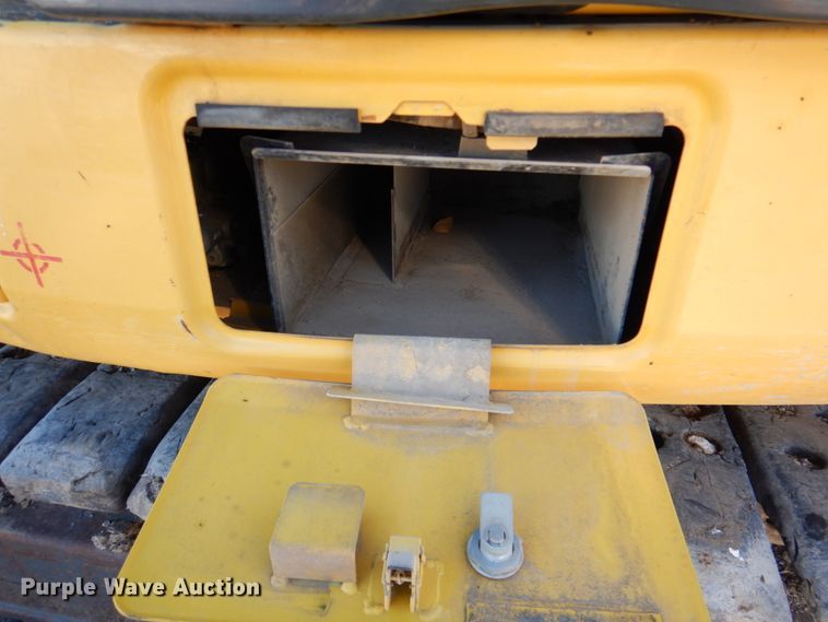 image for item DN1334 2009 Komatsu PC88MR-8  mini excavator