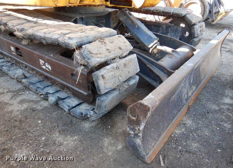 image for item DN1334 2009 Komatsu PC88MR-8  mini excavator