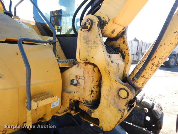 image for item DN1334 2009 Komatsu PC88MR-8  mini excavator