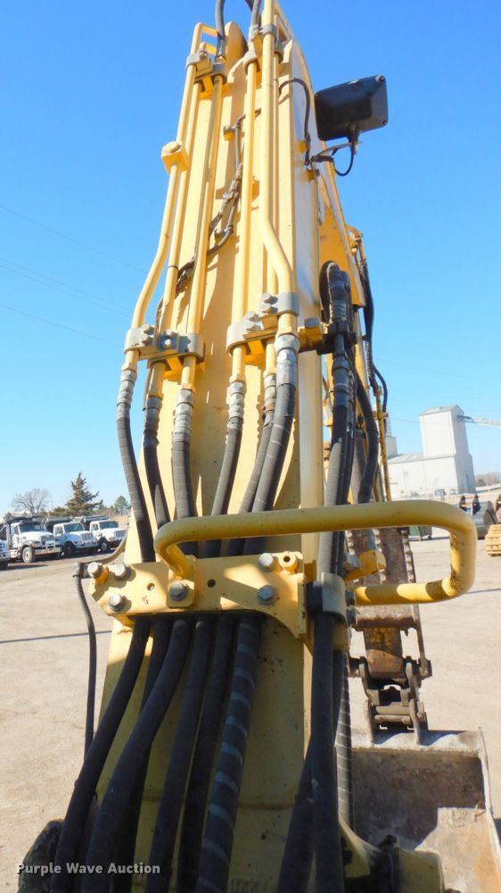 image for item DN1334 2009 Komatsu PC88MR-8  mini excavator