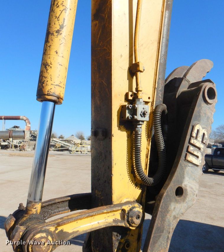 image for item DN1334 2009 Komatsu PC88MR-8  mini excavator