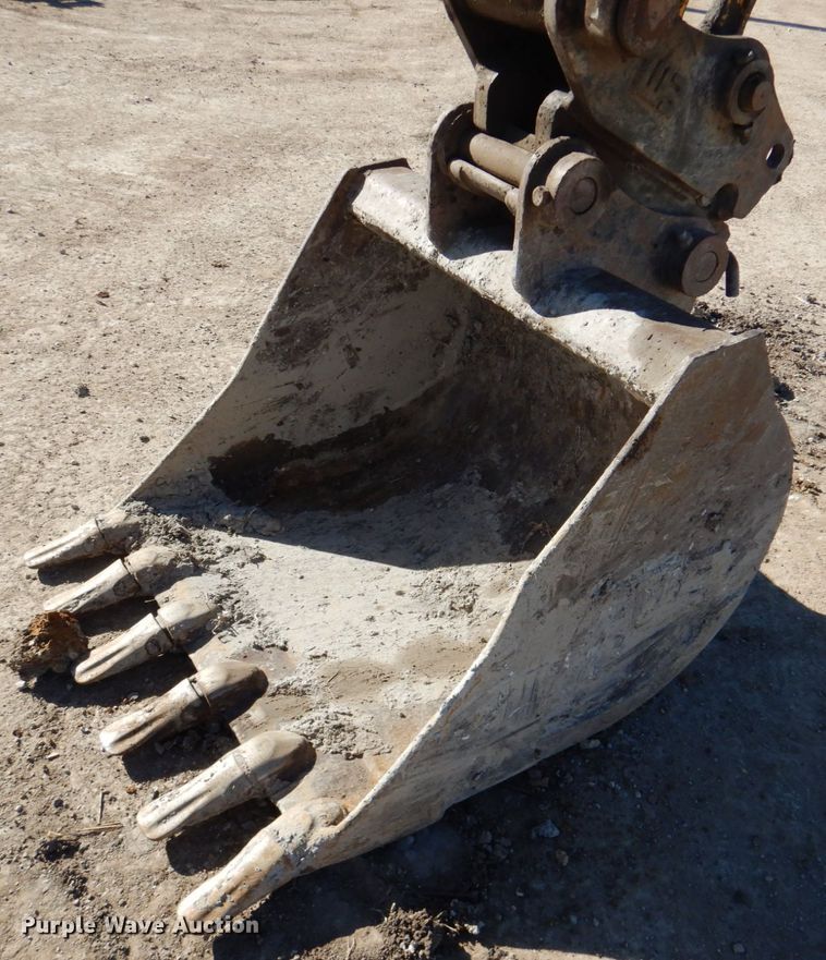 image for item DN1334 2009 Komatsu PC88MR-8  mini excavator