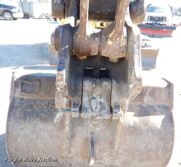 image for item DN1334 2009 Komatsu PC88MR-8  mini excavator