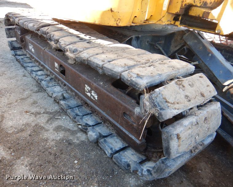 image for item DN1334 2009 Komatsu PC88MR-8  mini excavator