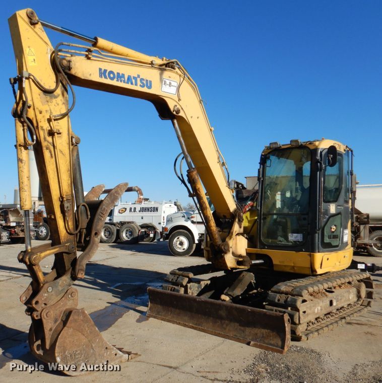 image for item DN1335 2009 Komatsu PC88MR-8  mini excavator