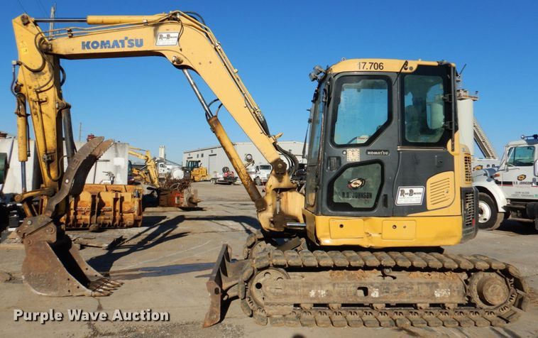 image for item DN1335 2009 Komatsu PC88MR-8  mini excavator