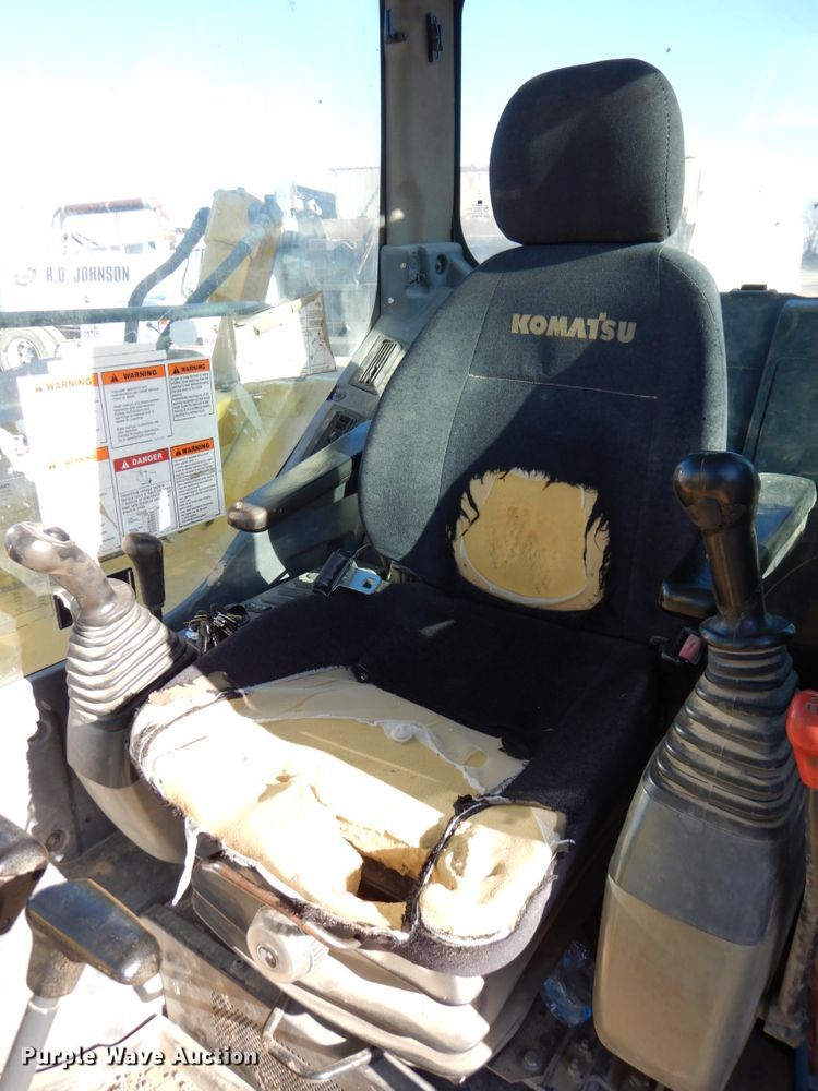 image for item DN1335 2009 Komatsu PC88MR-8  mini excavator