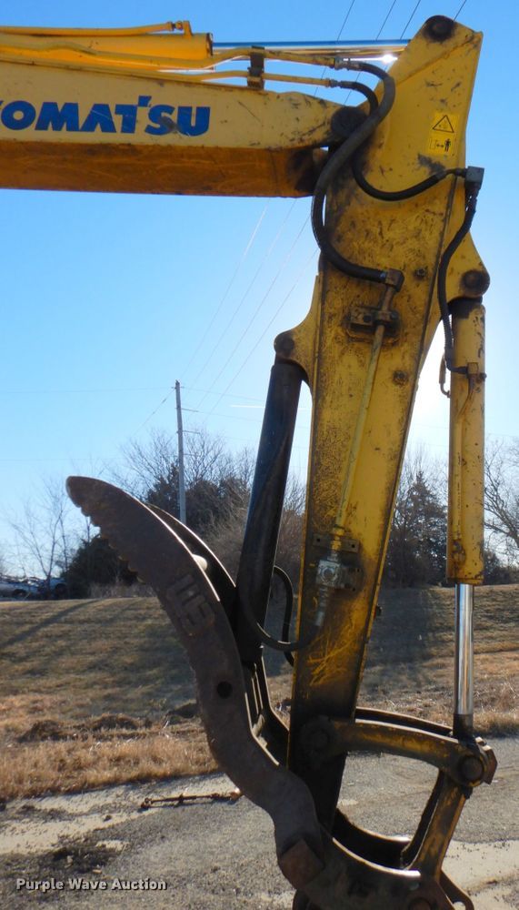 image for item DN1335 2009 Komatsu PC88MR-8  mini excavator