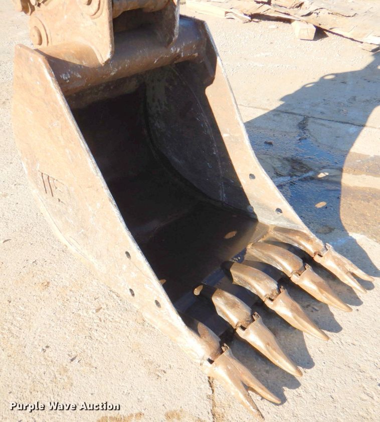 image for item DN1335 2009 Komatsu PC88MR-8  mini excavator