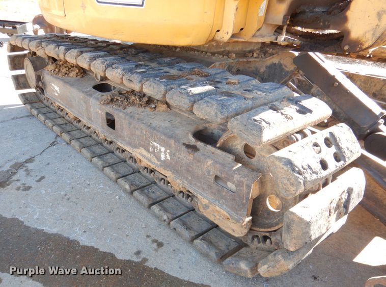 image for item DN1335 2009 Komatsu PC88MR-8  mini excavator