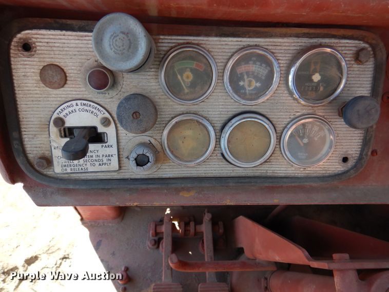 image for item DN1336 1982 Caterpillar 627B  conventional scraper