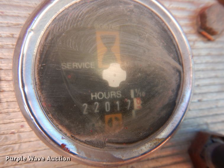 image for item DN1336 1982 Caterpillar 627B  conventional scraper