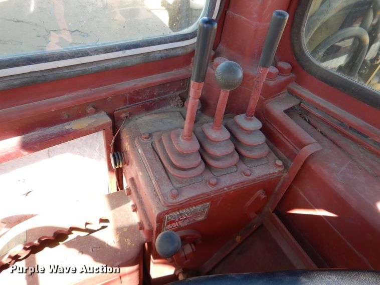 image for item DN1336 1982 Caterpillar 627B  conventional scraper