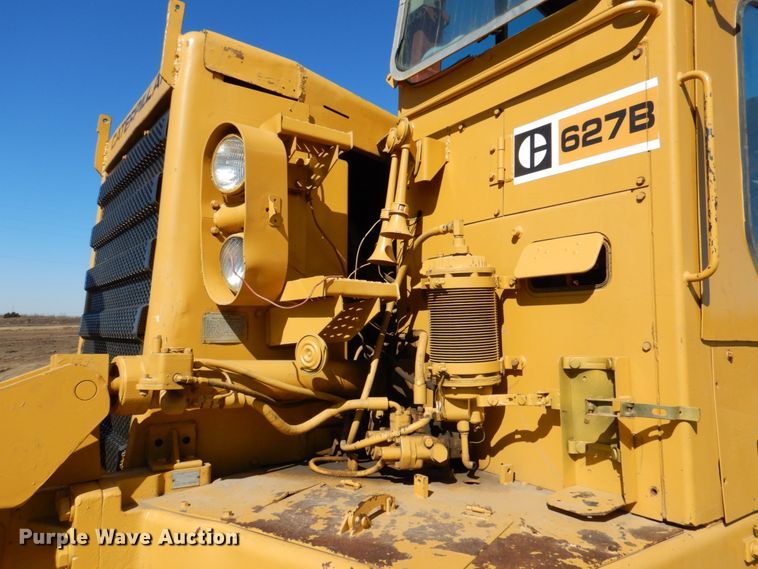 image for item DN1336 1982 Caterpillar 627B  conventional scraper