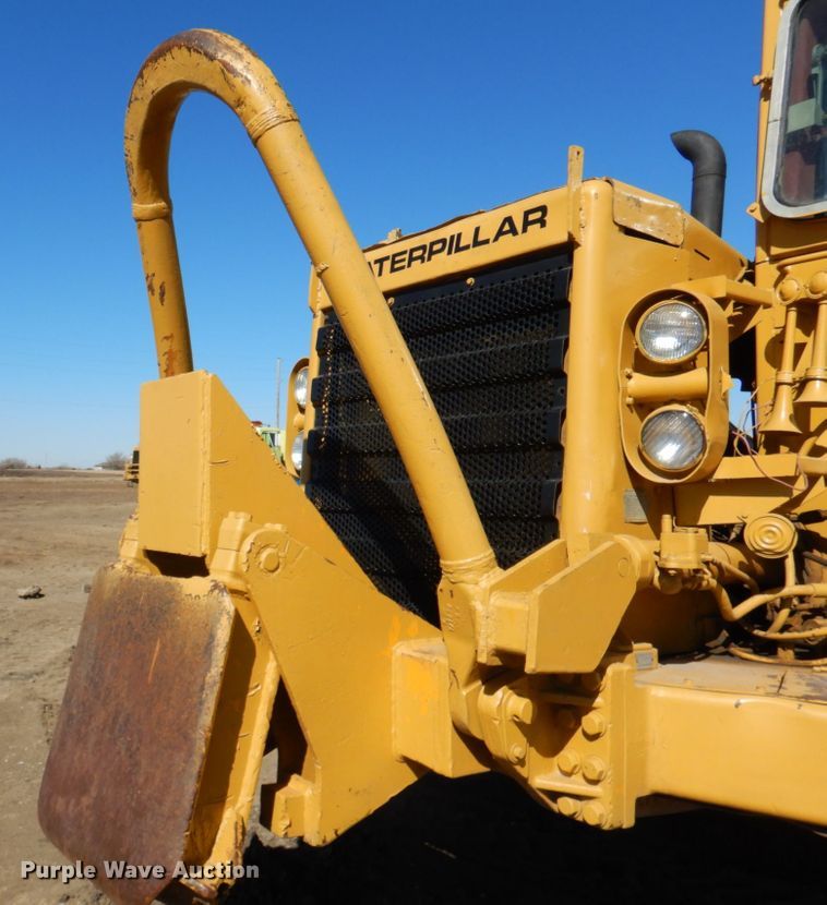 image for item DN1336 1982 Caterpillar 627B  conventional scraper