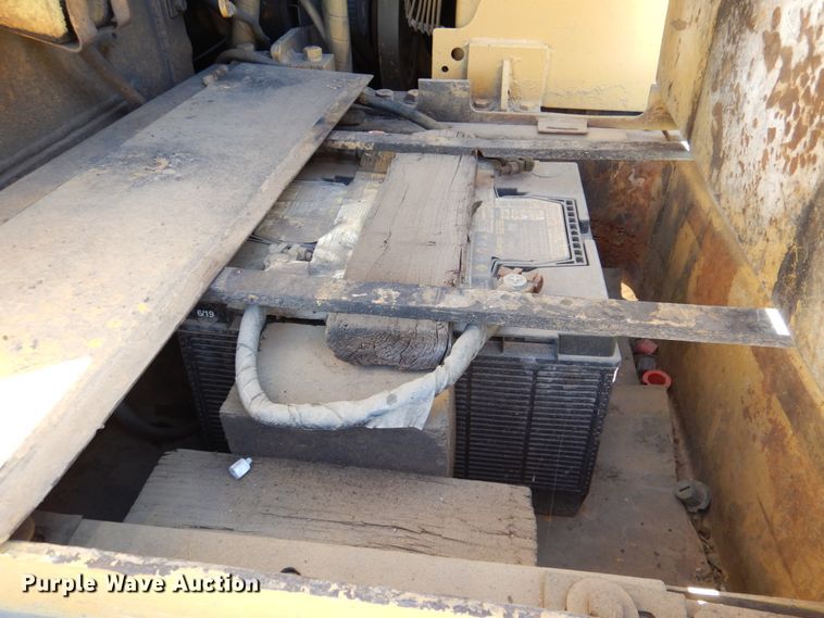 image for item DN1336 1982 Caterpillar 627B  conventional scraper