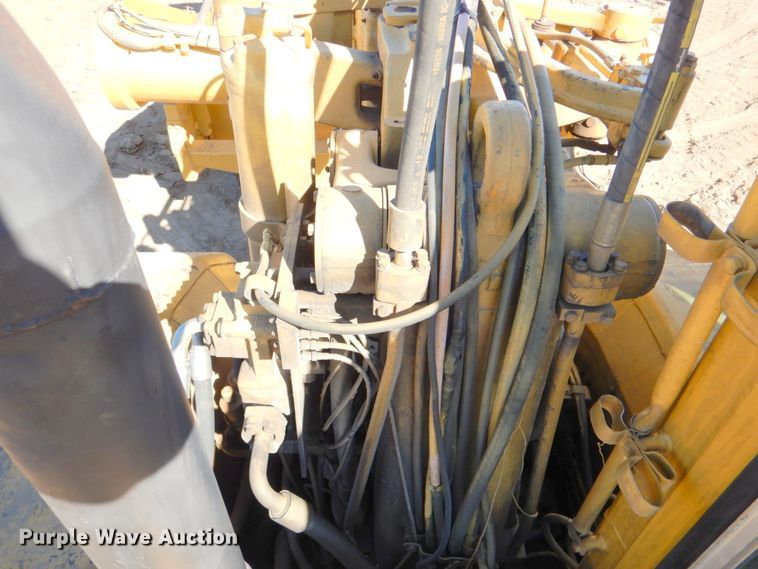 image for item DN1336 1982 Caterpillar 627B  conventional scraper