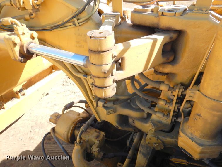 image for item DN1336 1982 Caterpillar 627B  conventional scraper