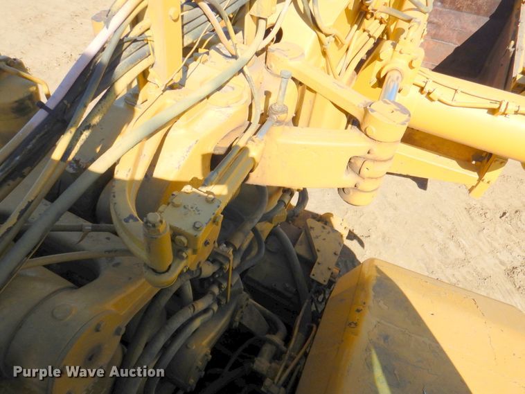 image for item DN1336 1982 Caterpillar 627B  conventional scraper