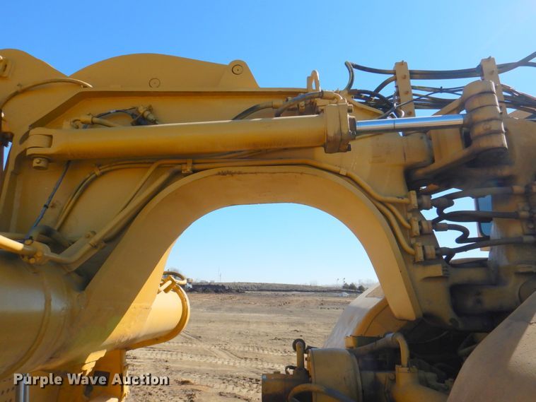 image for item DN1336 1982 Caterpillar 627B  conventional scraper