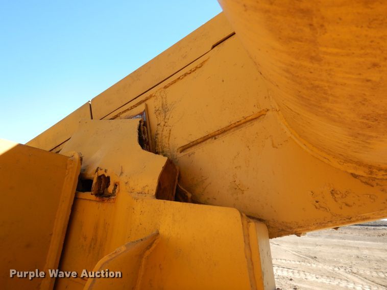 image for item DN1336 1982 Caterpillar 627B  conventional scraper