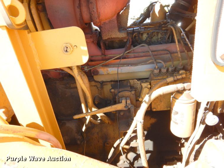 image for item DN1336 1982 Caterpillar 627B  conventional scraper